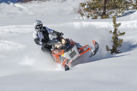 Snowmobile freeriding