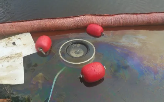 Переливной скиммер нефтепродуктов