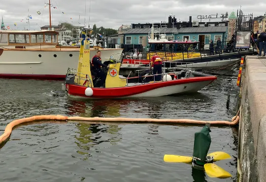 сбор аварийных разливов нефти