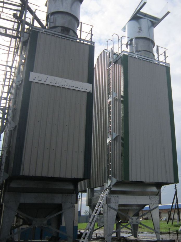 Две зерносушилки CHIEF CD 6/24 - 20 т/час
