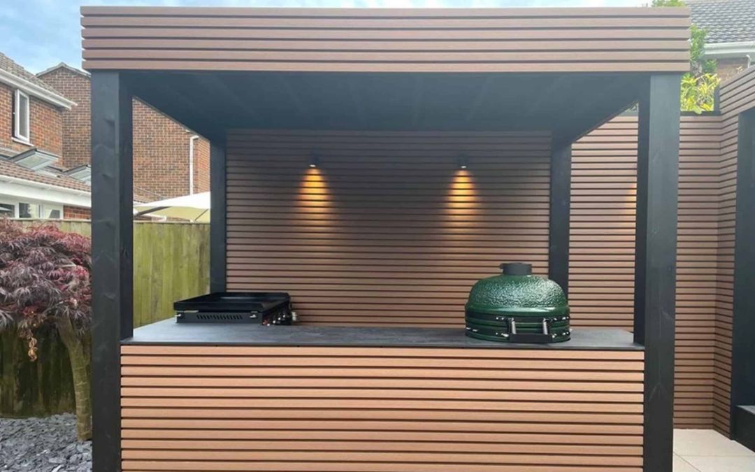 Фасадная панель реечная